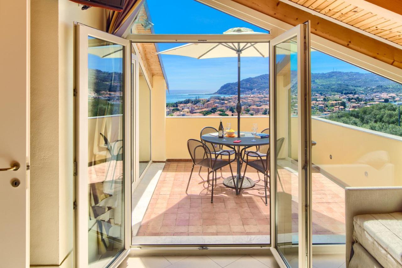 Appartamenti Villa Il Poggiolo Diano Marina Ngoại thất bức ảnh